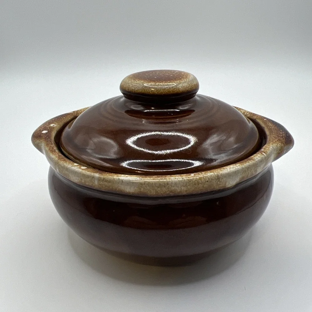Monmouth Western Stoneware USA Brown Drip Glazed‎ Bean Pot Bowl with Lid